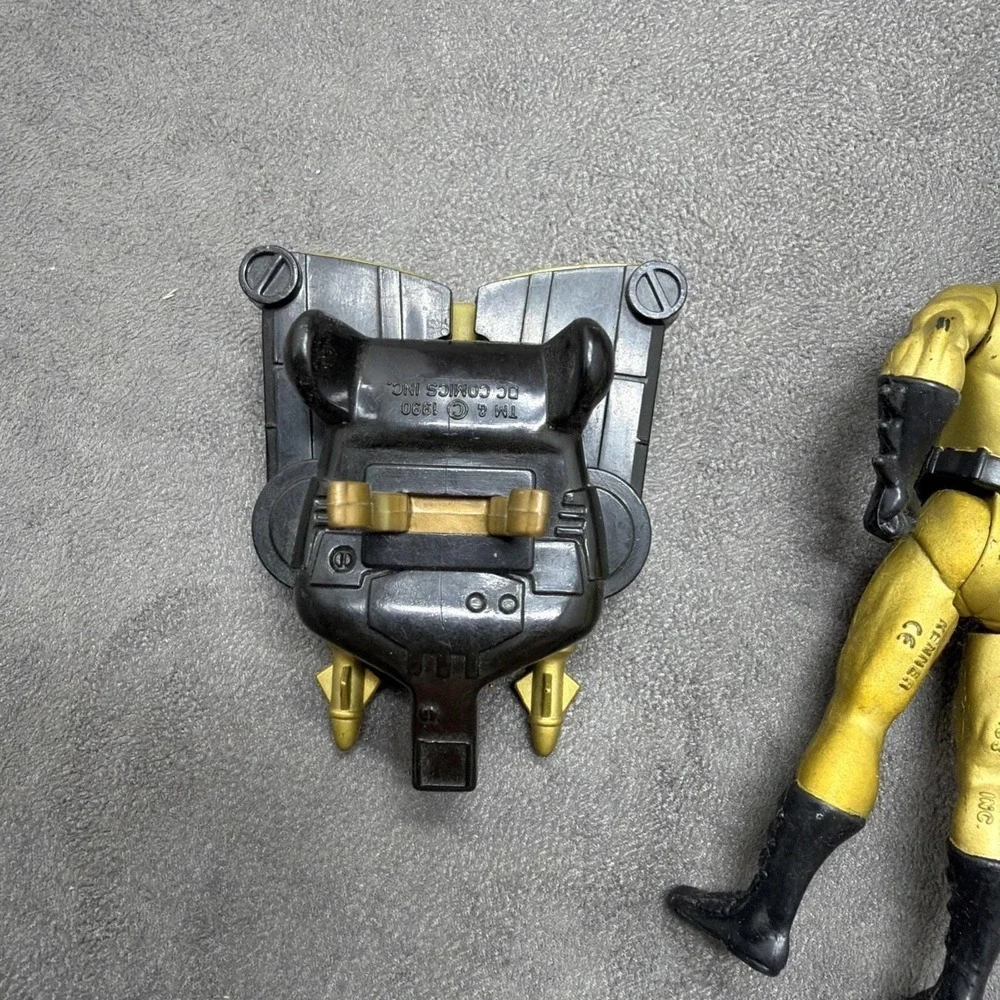 Vintage Kenner The Dark Knight Collection Batman Action Figure & Parts Lot